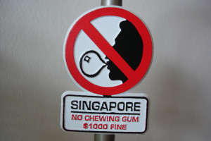 почему в Сингапуре запрещена жвачка, что запрещено привозить с собой в Сингапур в 2017 году