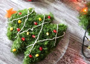 Салат в форме ёлки как сделать ,Салат в форме ёлки рецепт, Салат в форме ёлки фото, Салат в форме ёлки на Новый год 2019
